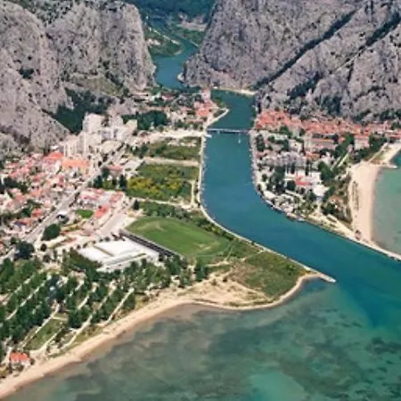 Vulic Apartamento Omiš