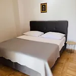 Apartment Vulic *