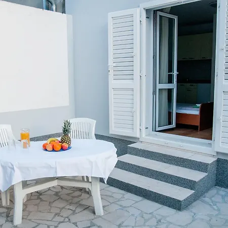 Vulic Apartment Omis
